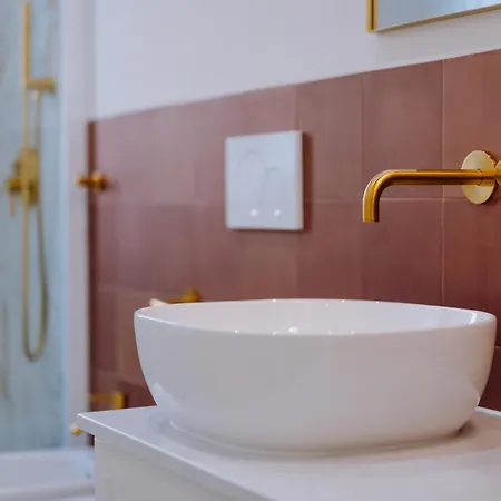 Modern In Cornelia شقة *