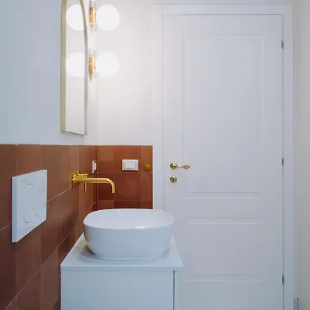 Modern In Cornelia